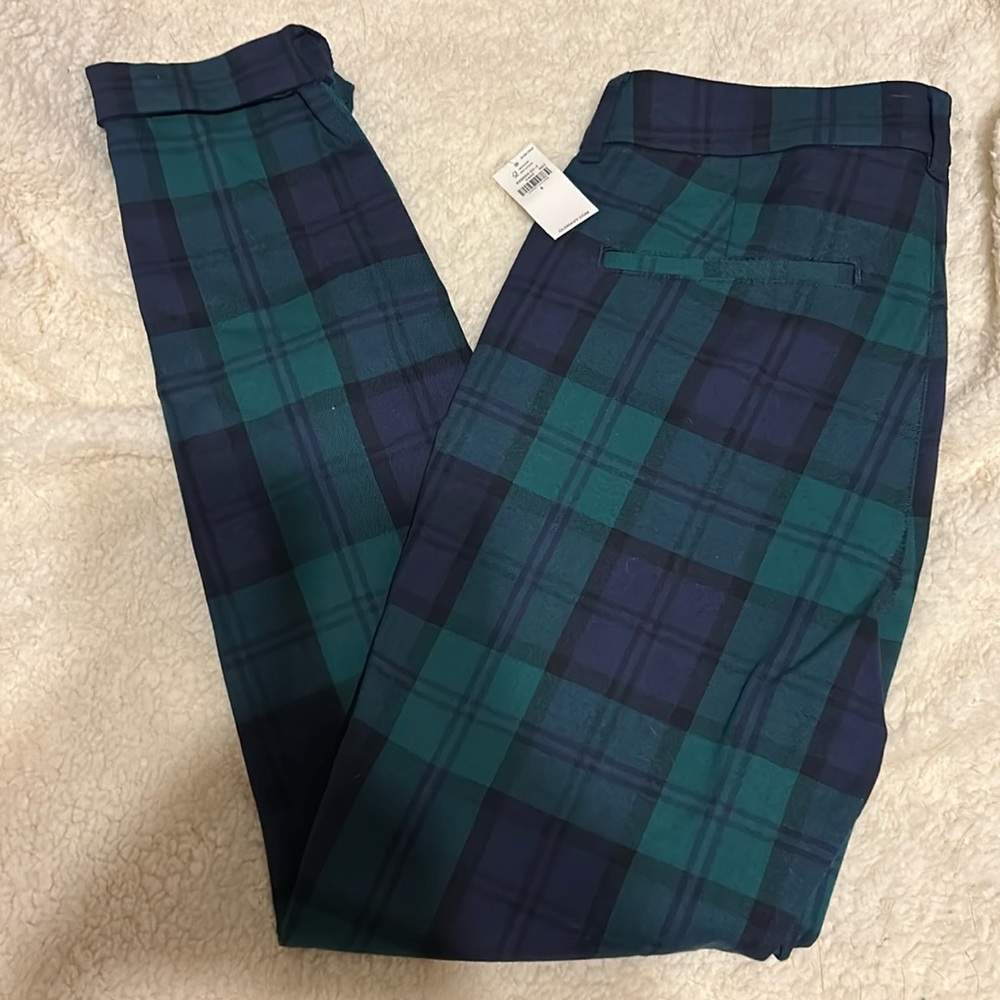 Old Navy Pixie cut, high rise pants